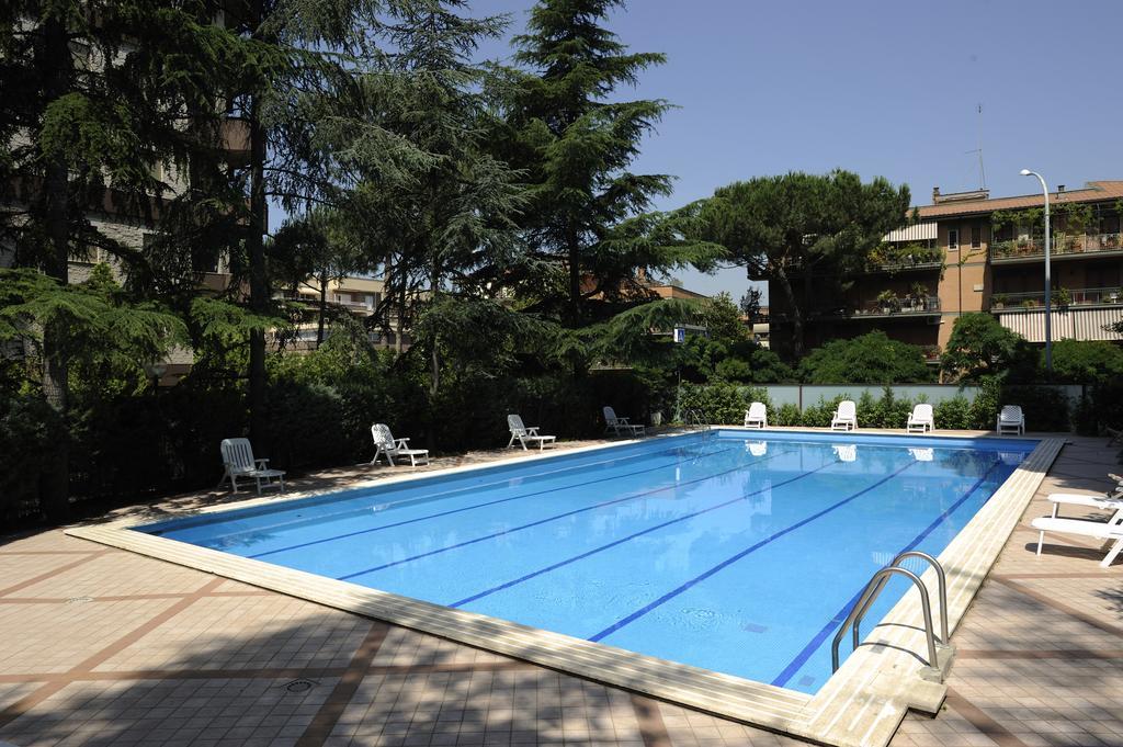 Residence Parco Salario Рим Экстерьер фото